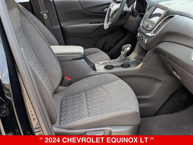 Used 2024 Chevrolet Equinox LT FWD image 36