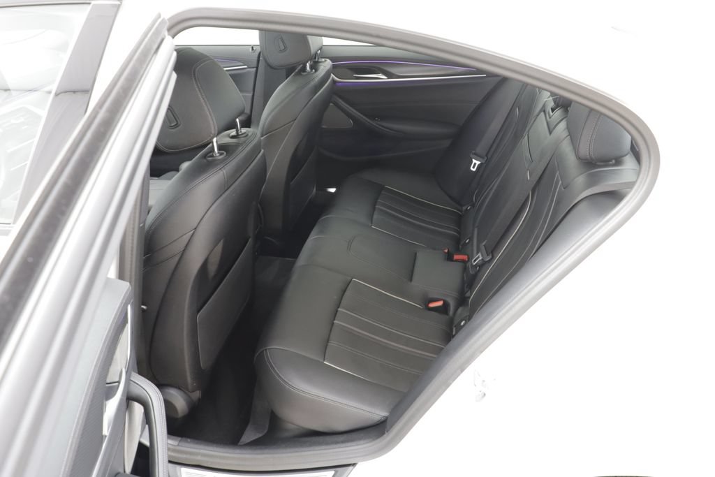 Used 2023 BMW 540i xDrive w/ M Sport Package AWD/4WD image 16