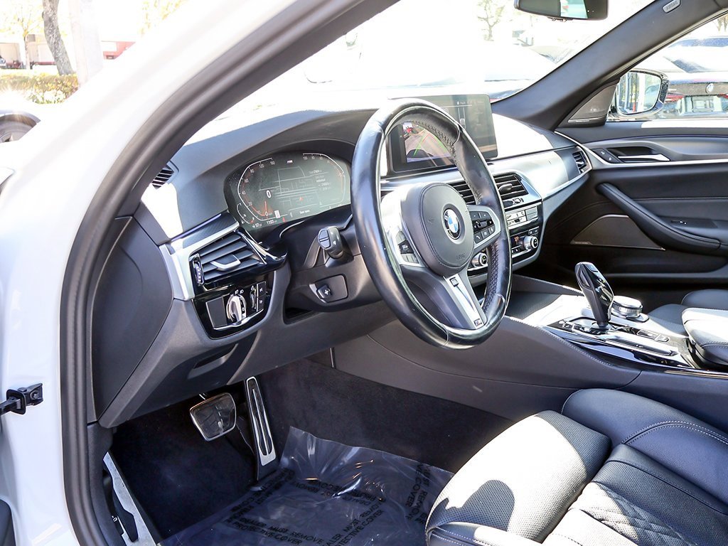 Used 2023 BMW 540i w/ M Sport Package image 29