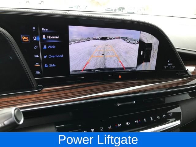 Certified 2023 Cadillac Escalade Premium Luxury w/ Performance Package image 11