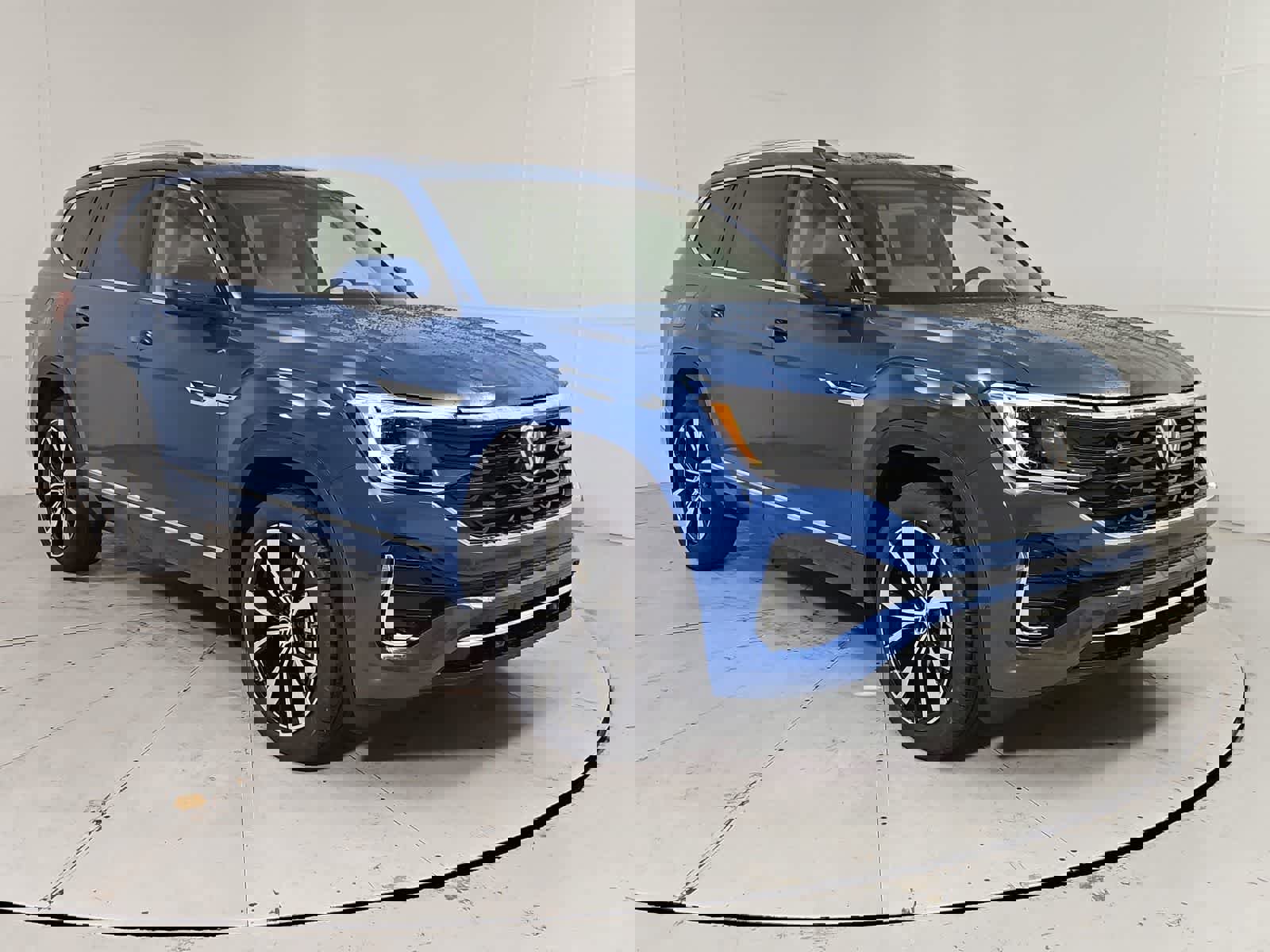 New 2026 Volkswagen Atlas SEL Premium R-Line image 8