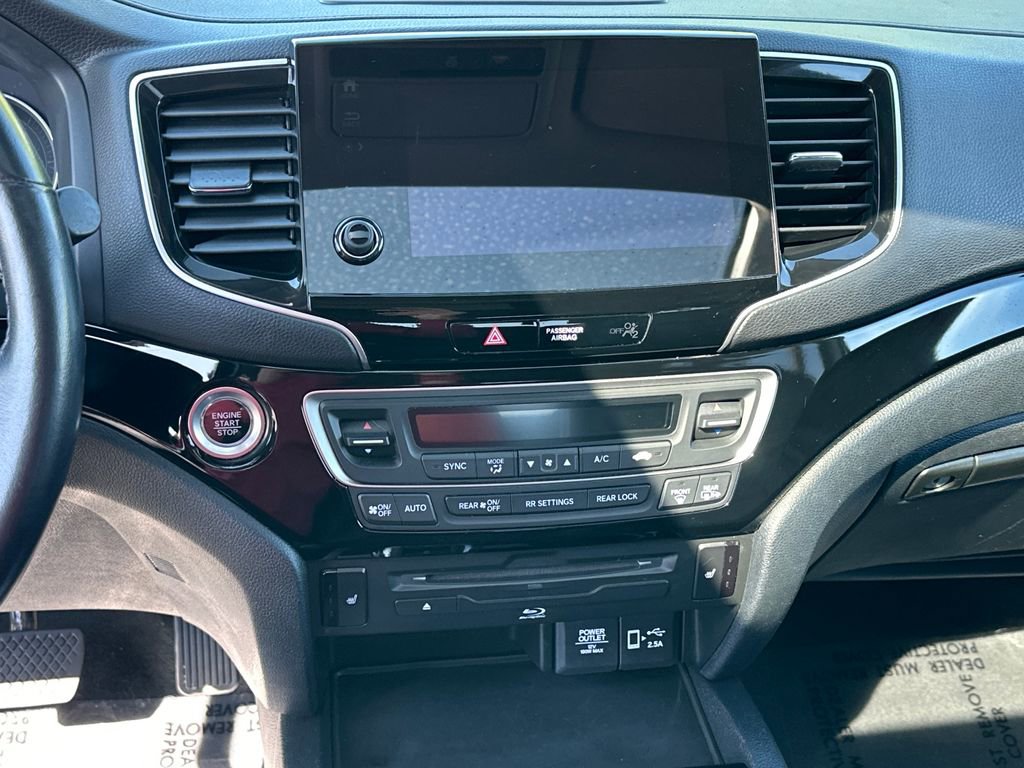 Used 2021 Honda Pilot Touring image 24