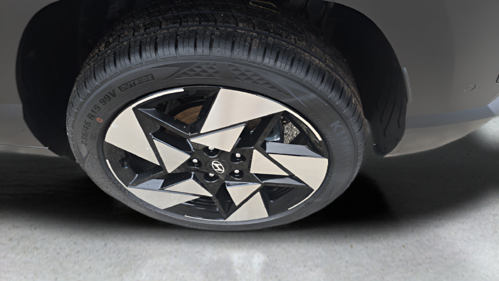 New 2026 Hyundai Kona Limited AWD/4WD image 29