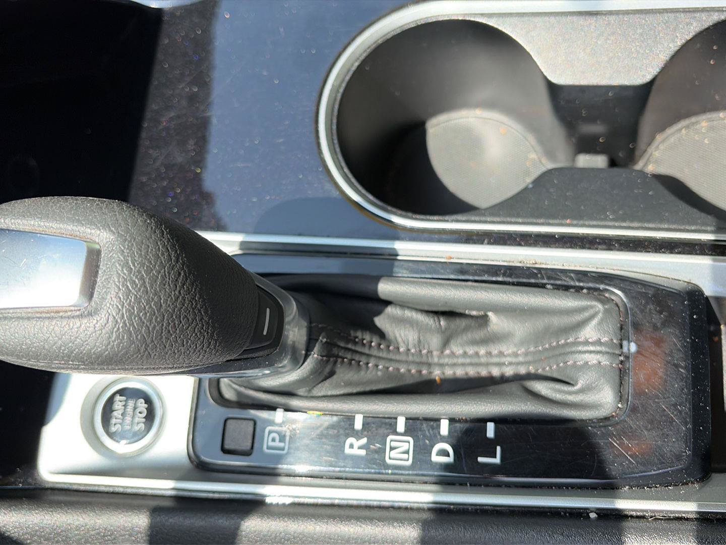 Used 2024 Nissan Altima 2.5 SV FWD image 16