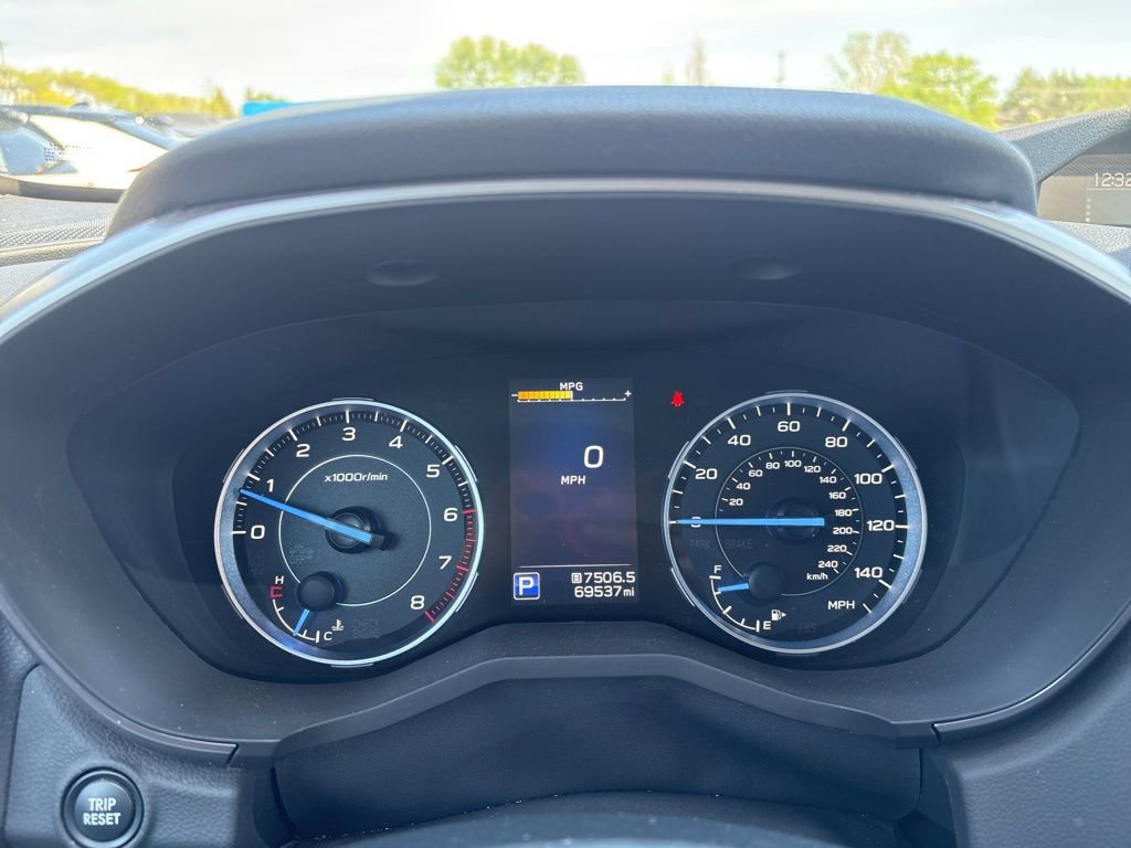 Certified 2022 Subaru Ascent Touring w/ Popular Package #2A image 8