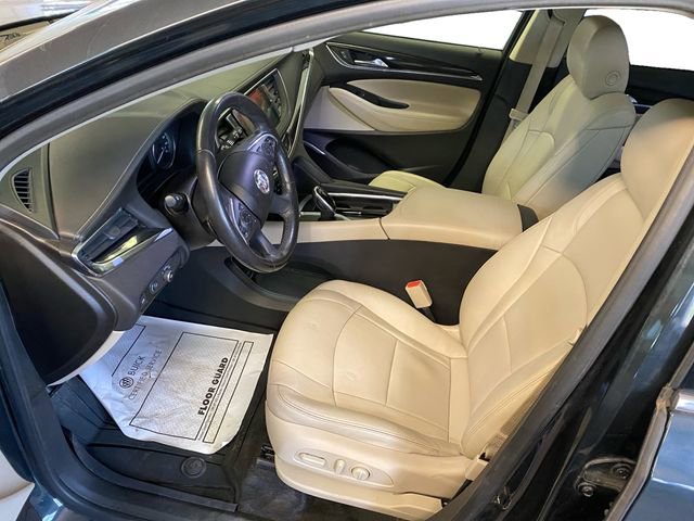 Used 2021 Buick Enclave Essence w/ Sound and Sites Package AWD/4WD image 10