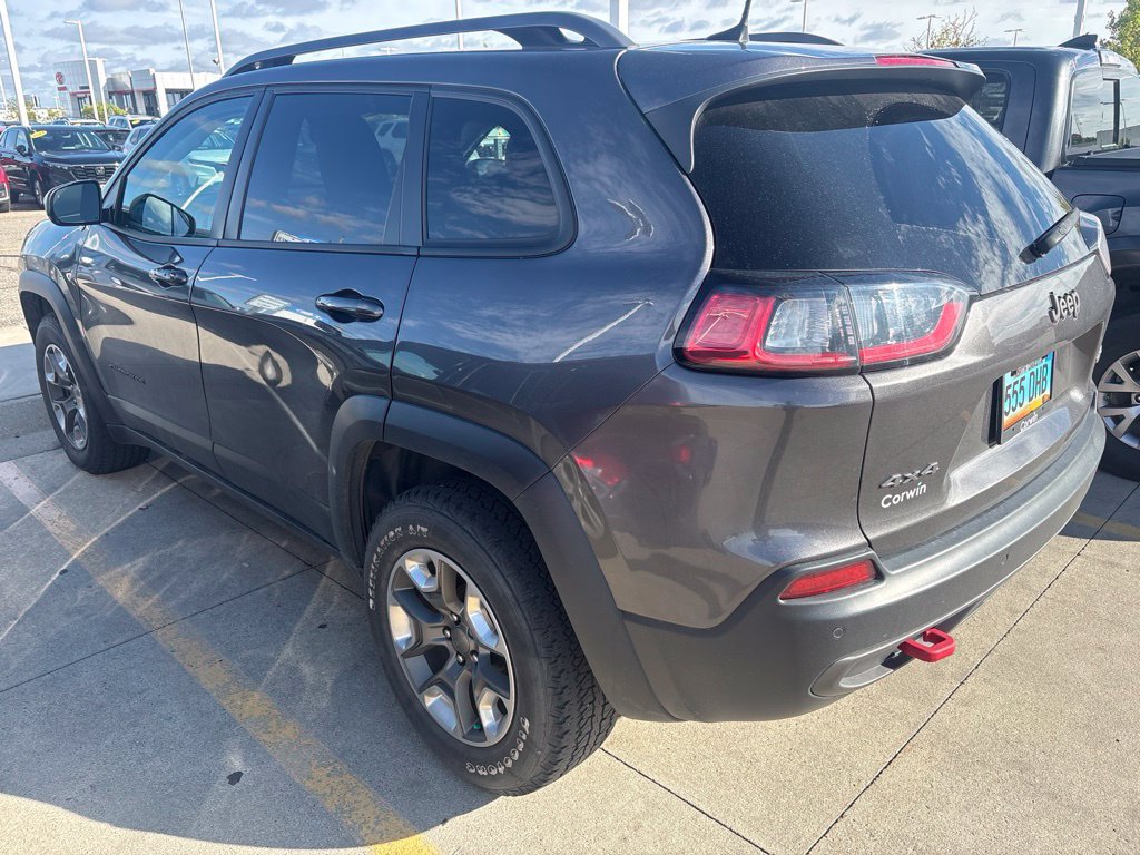 Used 2019 Jeep Cherokee Trailhawk w/ Cold Weather Group AWD/4WD image 11