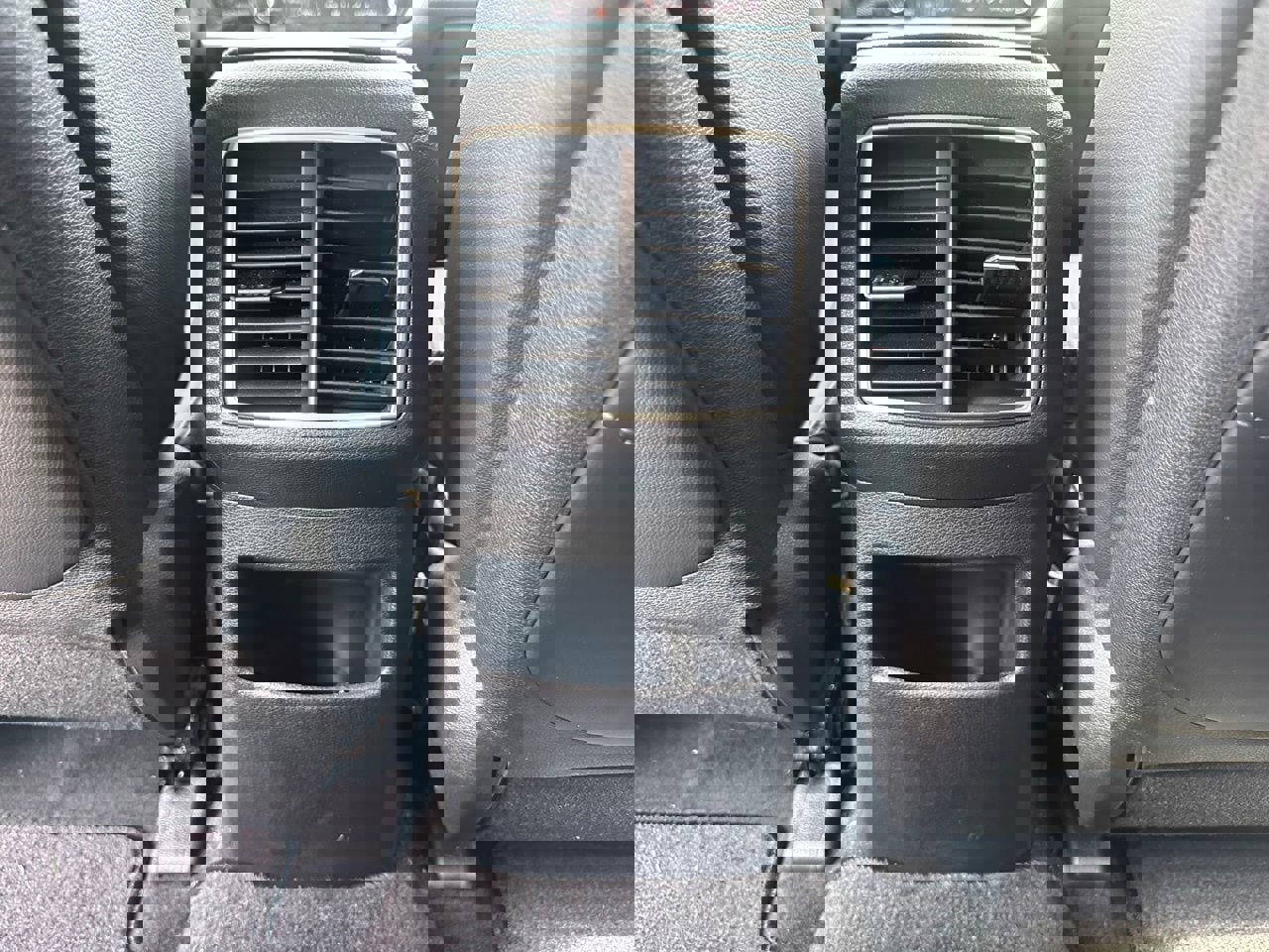 Used 2025 Kia Sportage EX image 14