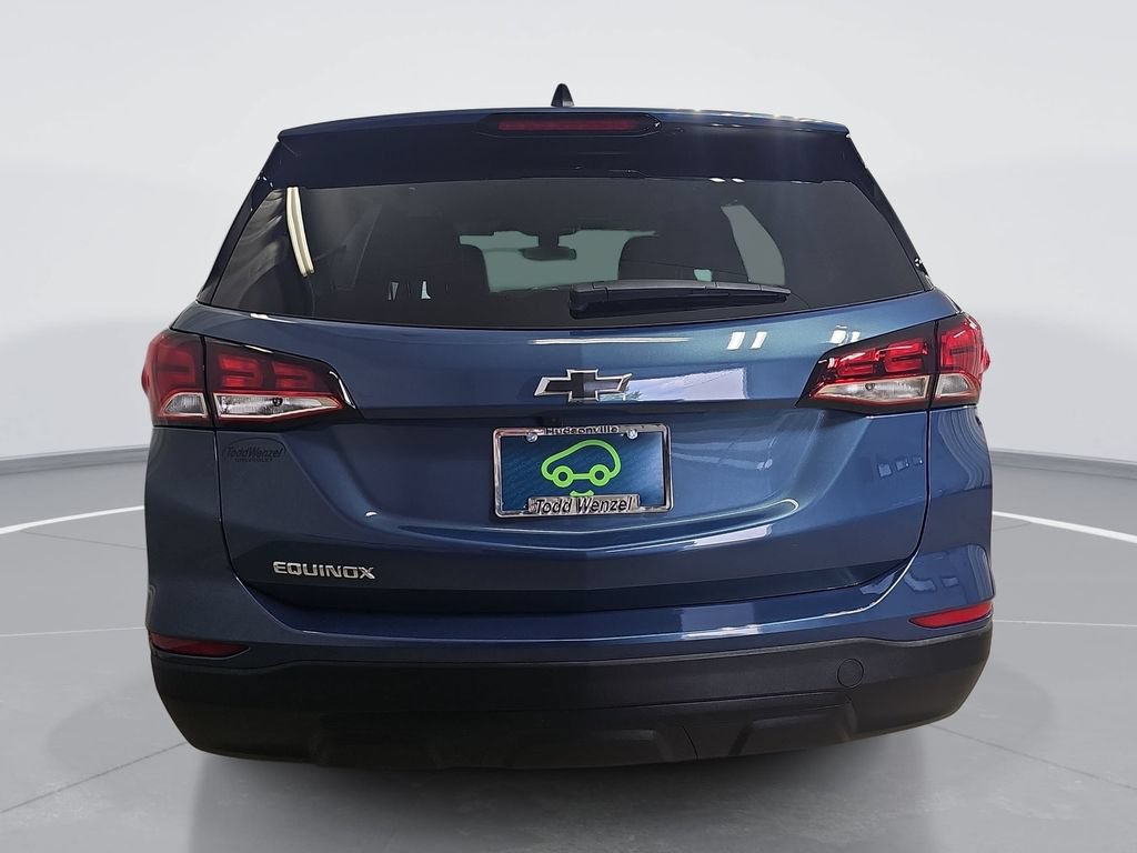 Certified 2024 Chevrolet Equinox LS w/ LS Convenience Package FWD image 5