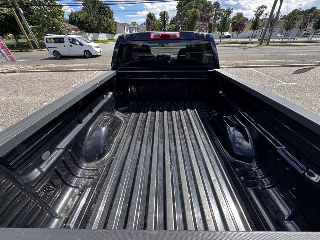 Used 2015 Chevrolet Colorado Z71 AWD/4WD image 14