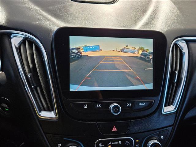 Used 2017 Chevrolet Malibu Premier w/ Premier Sun and Wheel Package image 14