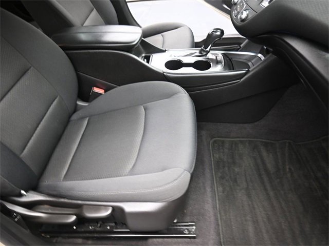 Used 2016 Chevrolet Malibu LT image 24