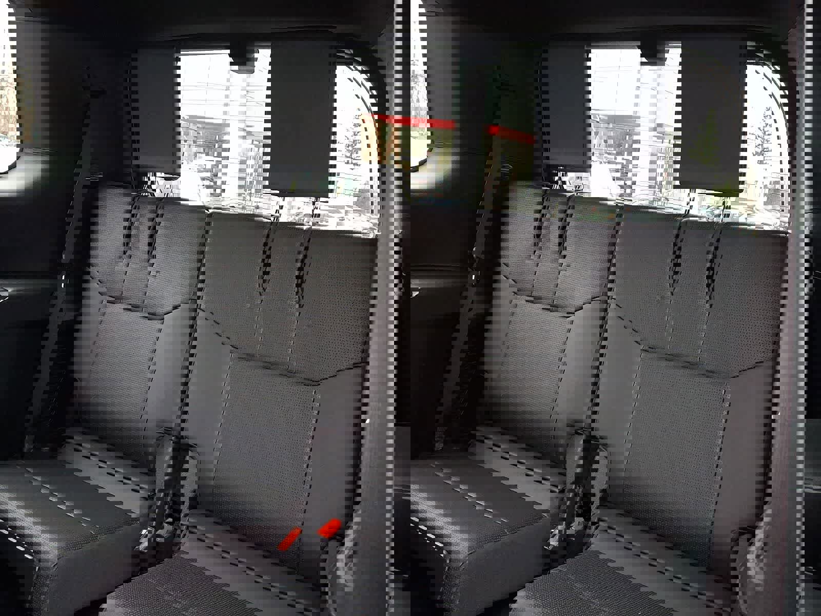 Used 2024 Lexus GX 550 w/ Accessory Package (2T) image 12