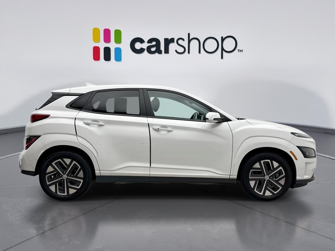 Used 2023 Hyundai Kona SE FWD image 6