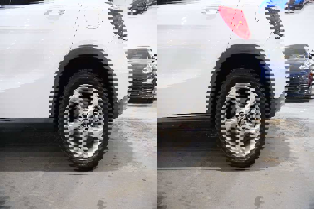 Used 2020 Mercedes-Benz GLA 250 4MATIC image 7