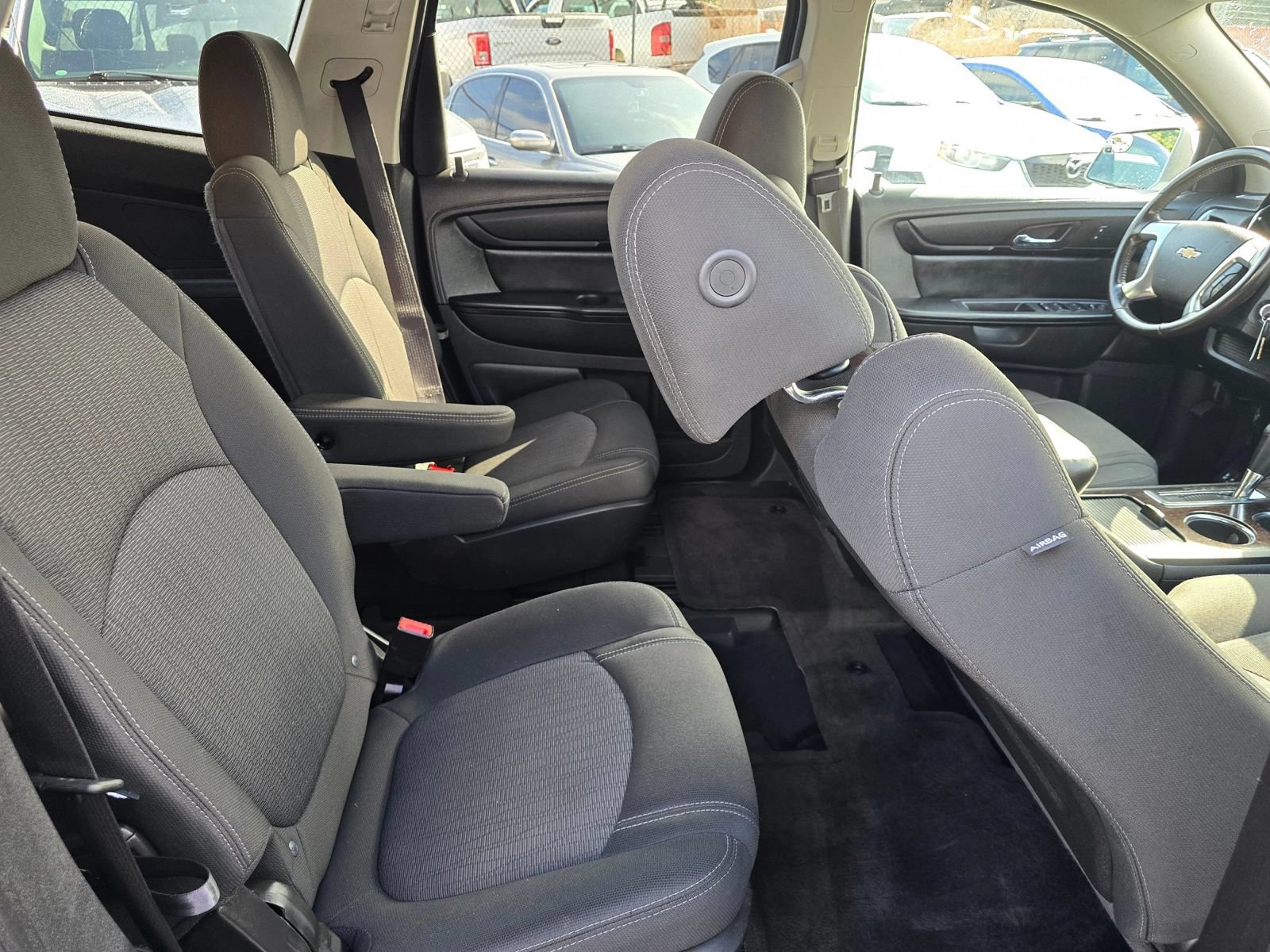 Used 2016 Chevrolet Traverse LT w/ Style and Technology Package FWD image 13