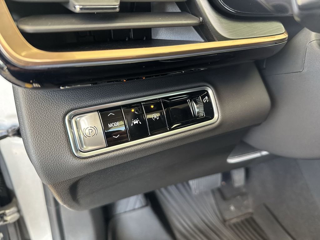 Certified 2025 Buick Envision Avenir AWD/4WD image 22