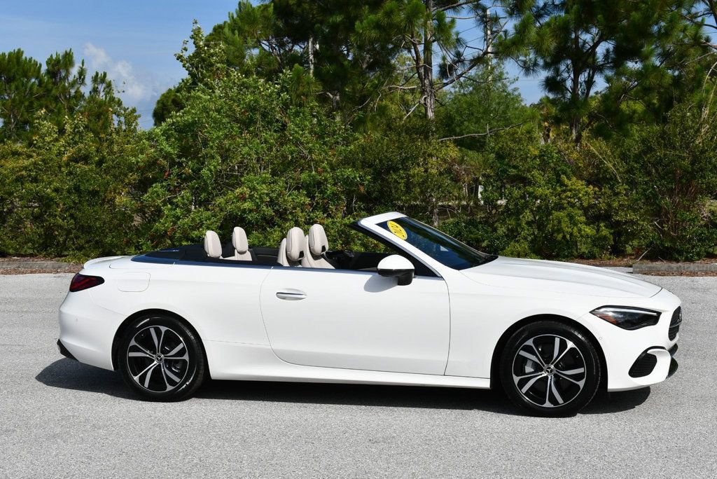 Used 2024 Mercedes-Benz CLE 300 4MATIC Cabriolet image 8