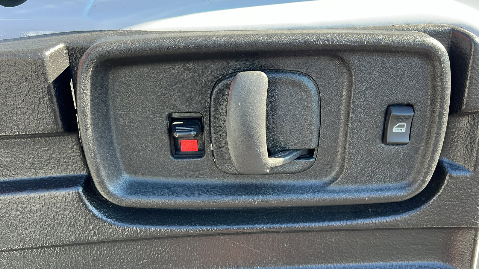 Certified 2023 Chevrolet Express 2500 w/ Driver Convenience Package image 11