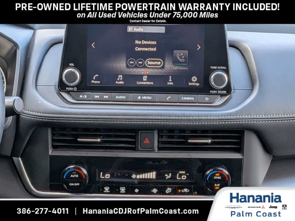 Used 2024 Nissan Rogue SV AWD/4WD image 16