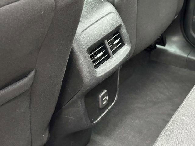 Used 2019 Chevrolet Equinox LT image 18