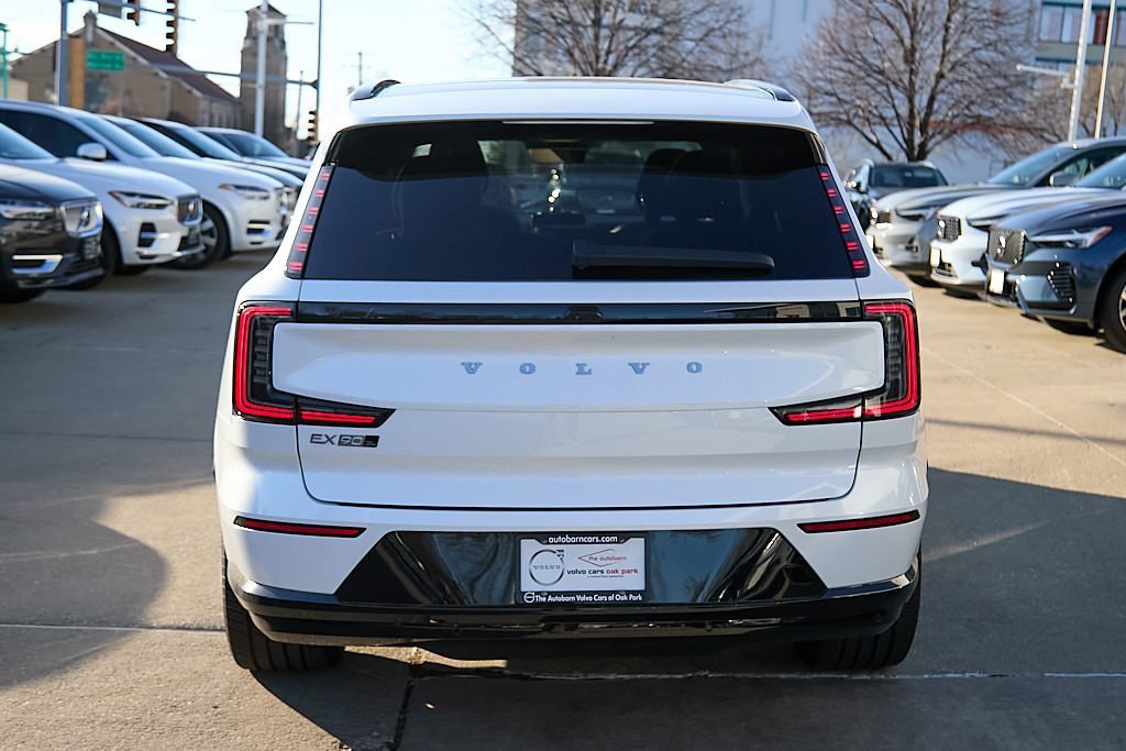 New 2025 Volvo EX90 Ultra image 8