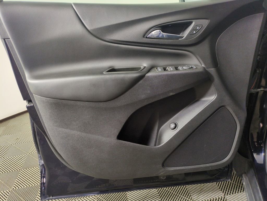 Used 2020 Chevrolet Equinox LT image 13