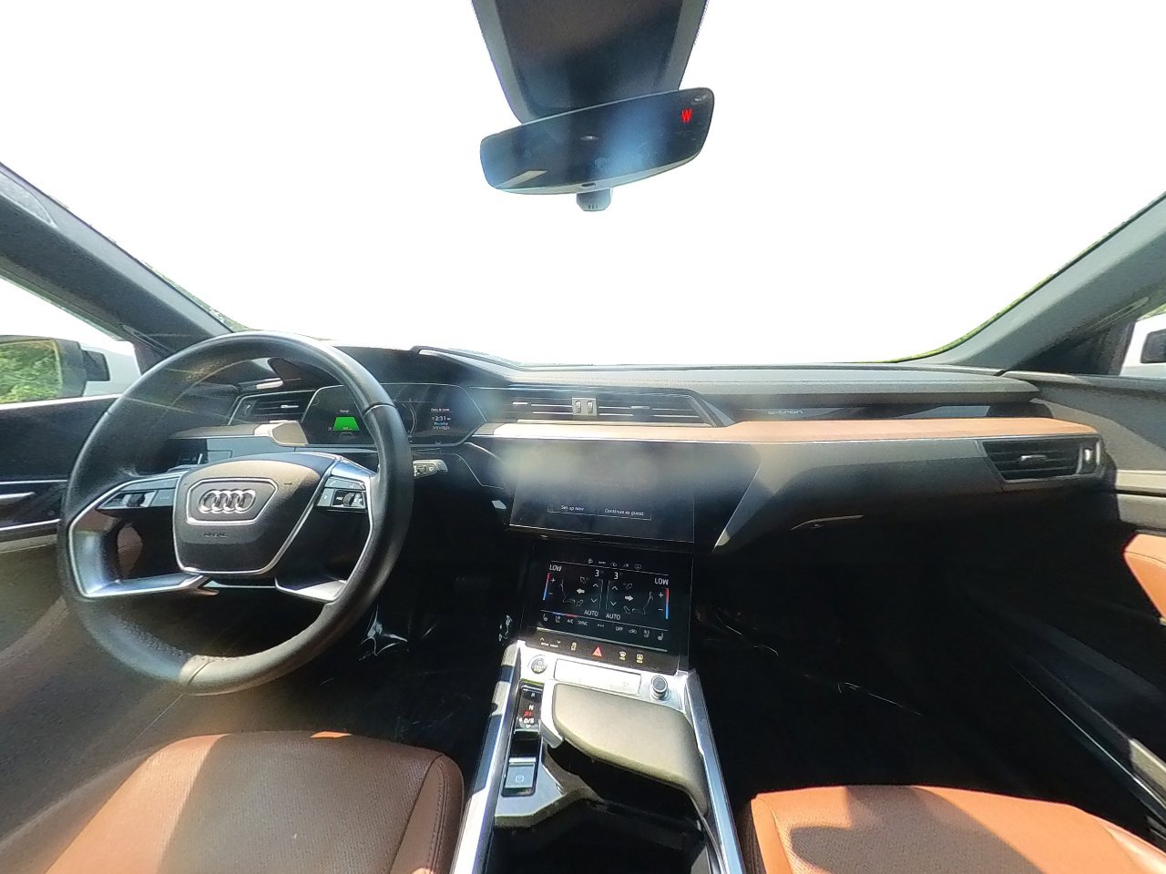 Used 2024 Audi Q8 e-tron Premium Plus w/ Premium Plus Package image 65