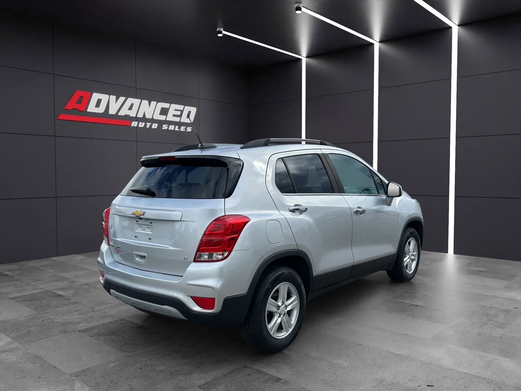 Used 2020 Chevrolet Trax LT w/ LT Convenience Package image 6