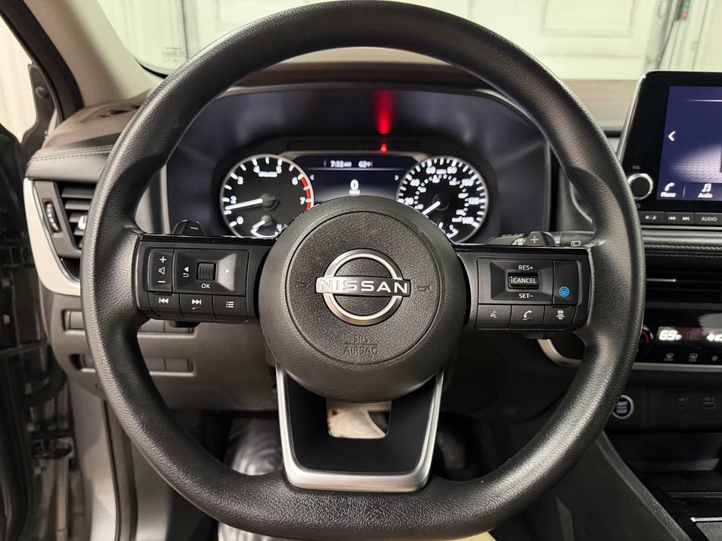 Used 2023 Nissan Rogue SV AWD/4WD image 36
