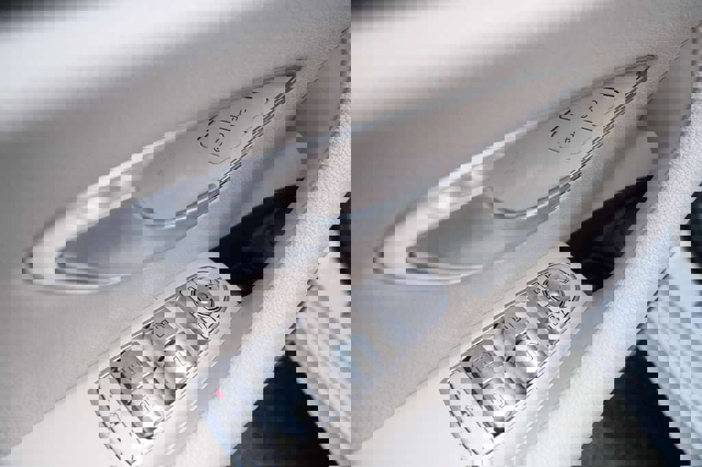 Used 2018 Mercedes-Benz E 300 w/ Premium 3 Package (Q03) image 20