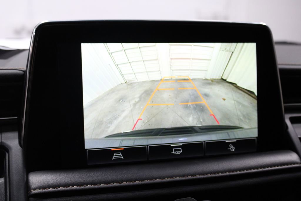 Used 2022 GMC Yukon AT4 w/ Max Trailering Package image 32