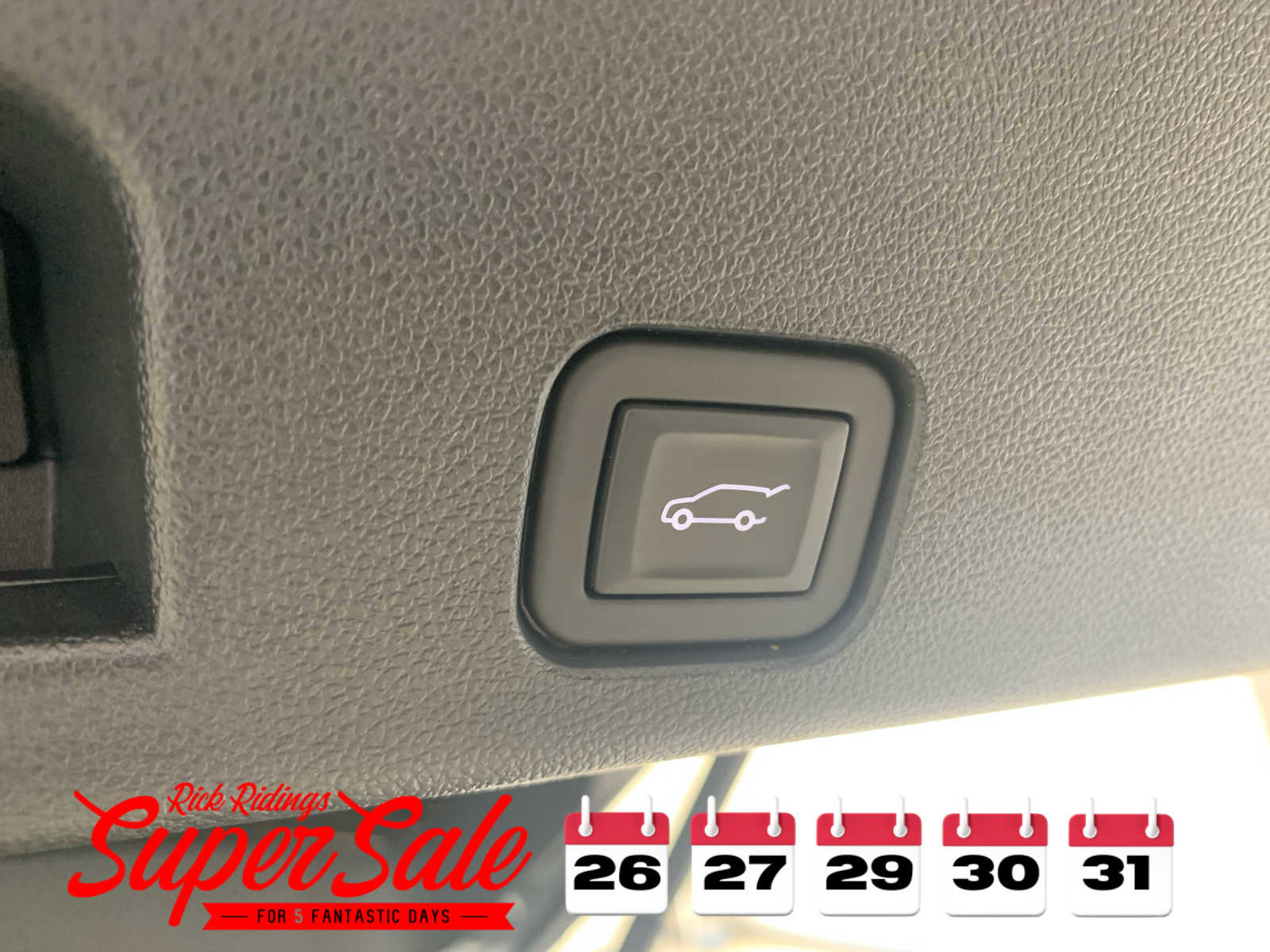 Used 2024 Chevrolet Traverse Z71 w/ Enhanced Driving Package image 8