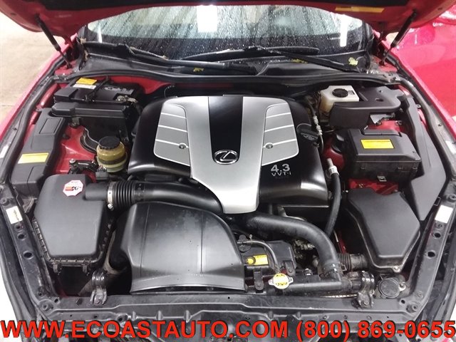 Used 2004 Lexus SC 430 Convertible image 9