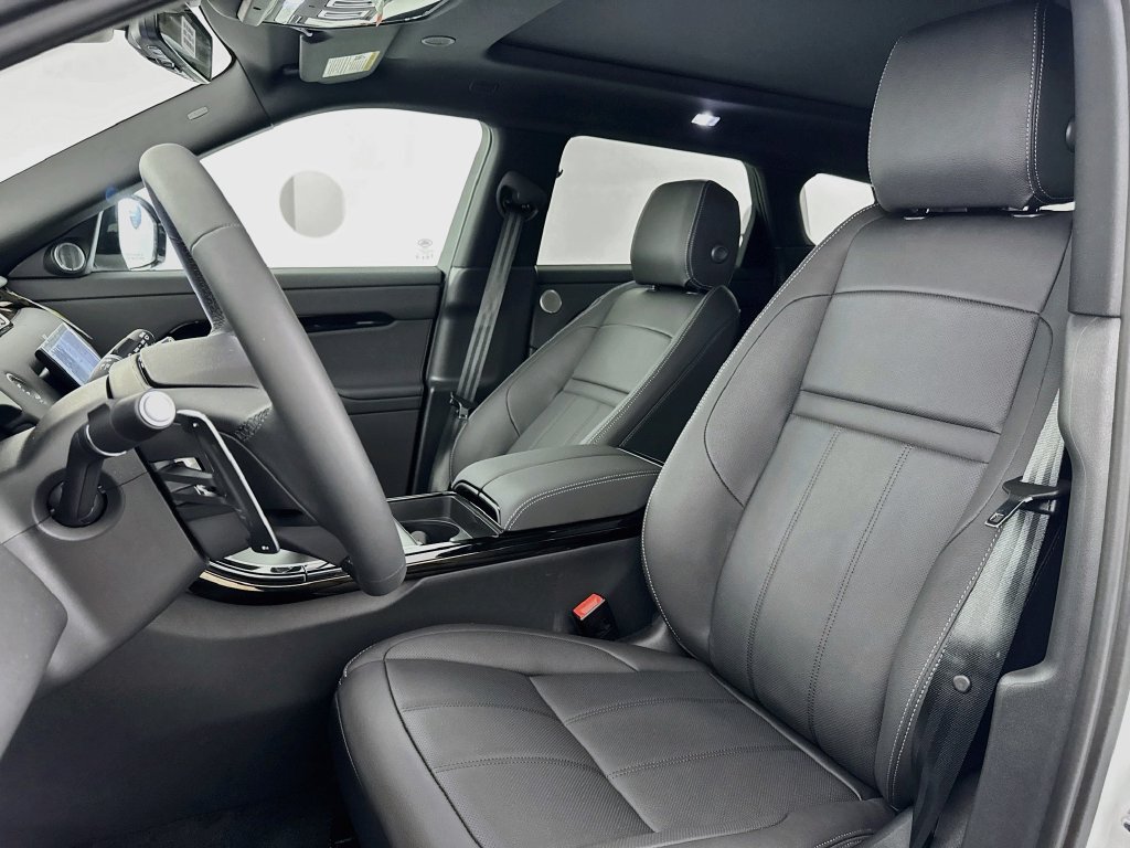New 2026 Land Rover Range Rover Evoque Hoxton AWD/4WD image 21
