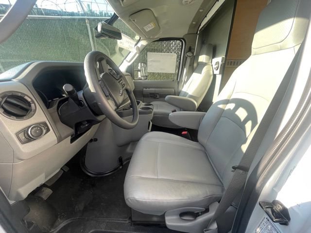 New 2024 Ford E-450 and Econoline 450 Super Duty w/ Driver's Safety Package RWD image 19