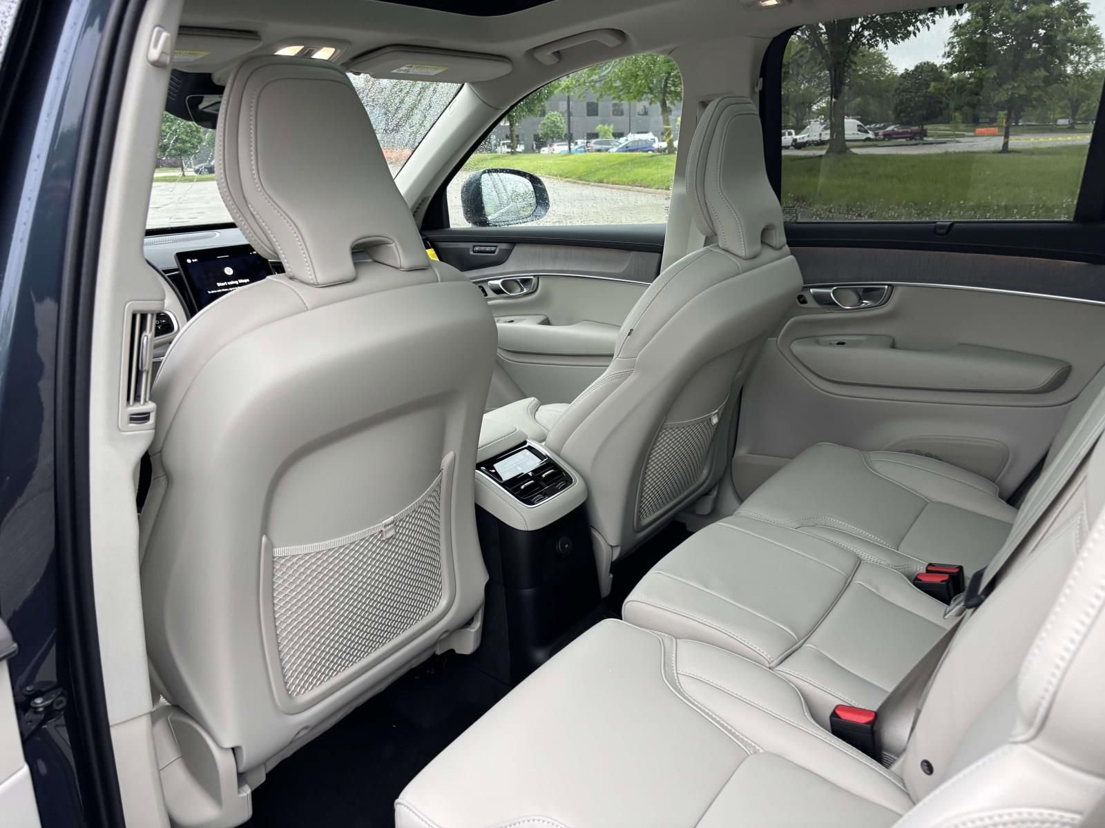 New 2026 Volvo XC90 T8 Ultra w/ Protection Package Premier AWD/4WD image 26