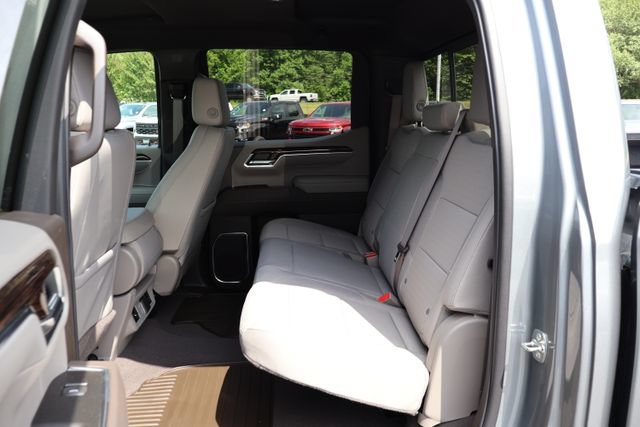 New 2026 GMC Sierra 1500 SLE w/ Preferred Package AWD/4WD image 19