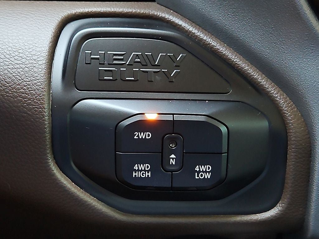 Certified 2026 RAM 2500 Laramie AWD/4WD image 26