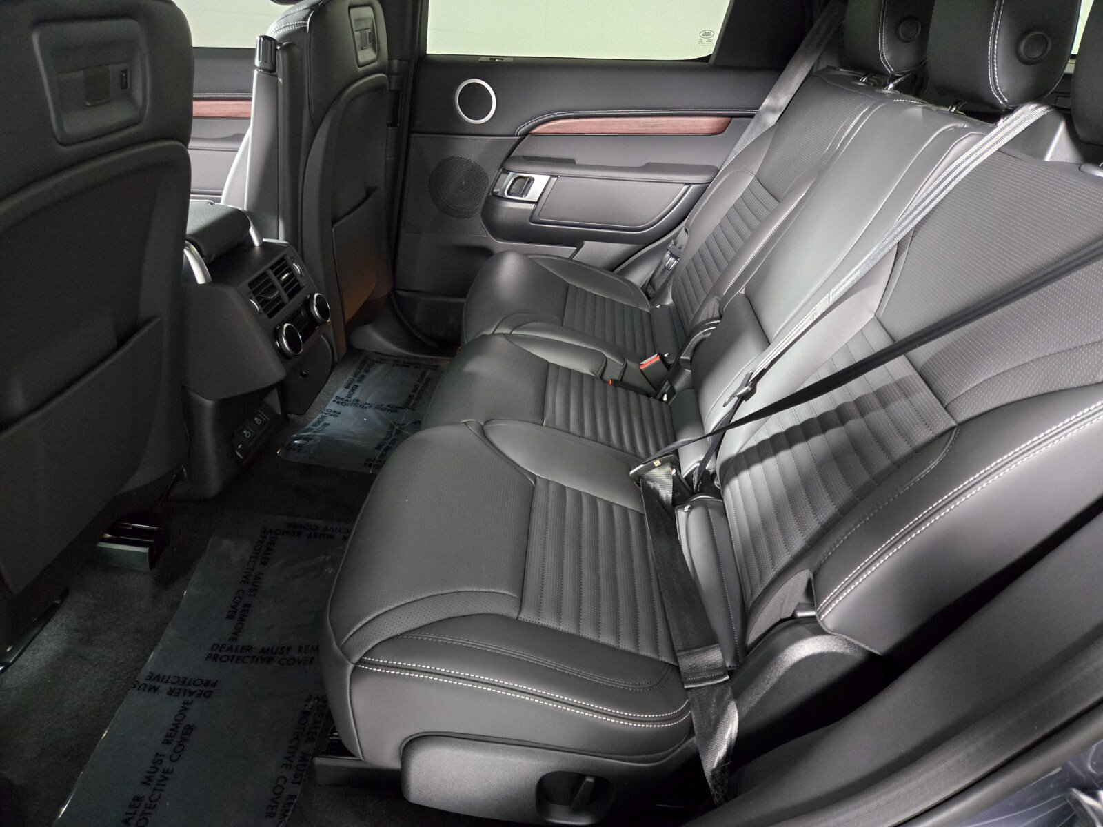 New 2026 Land Rover Discovery Dynamic SE AWD/4WD image 5