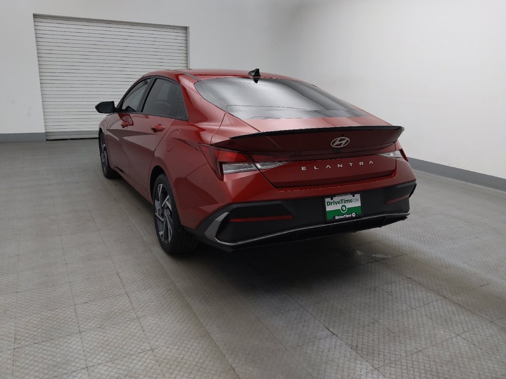 Used 2025 Hyundai Elantra Sport w/ Cargo Package FWD image 6