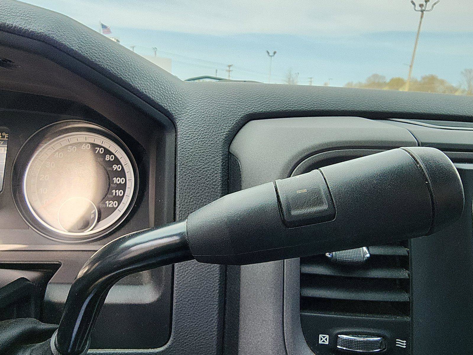 Used 2015 RAM 1500 Express image 16