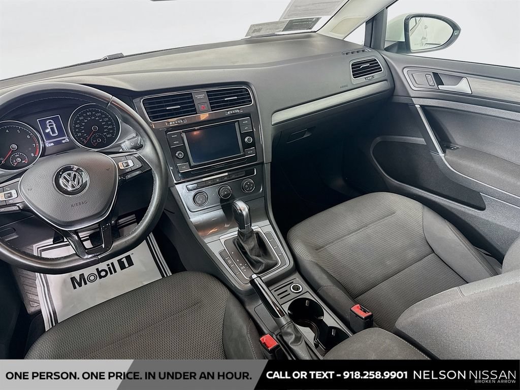 Used 2019 Volkswagen Golf S FWD image 21