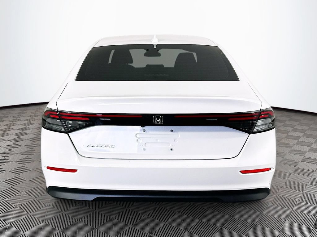 Used 2024 Honda Accord EX image 9