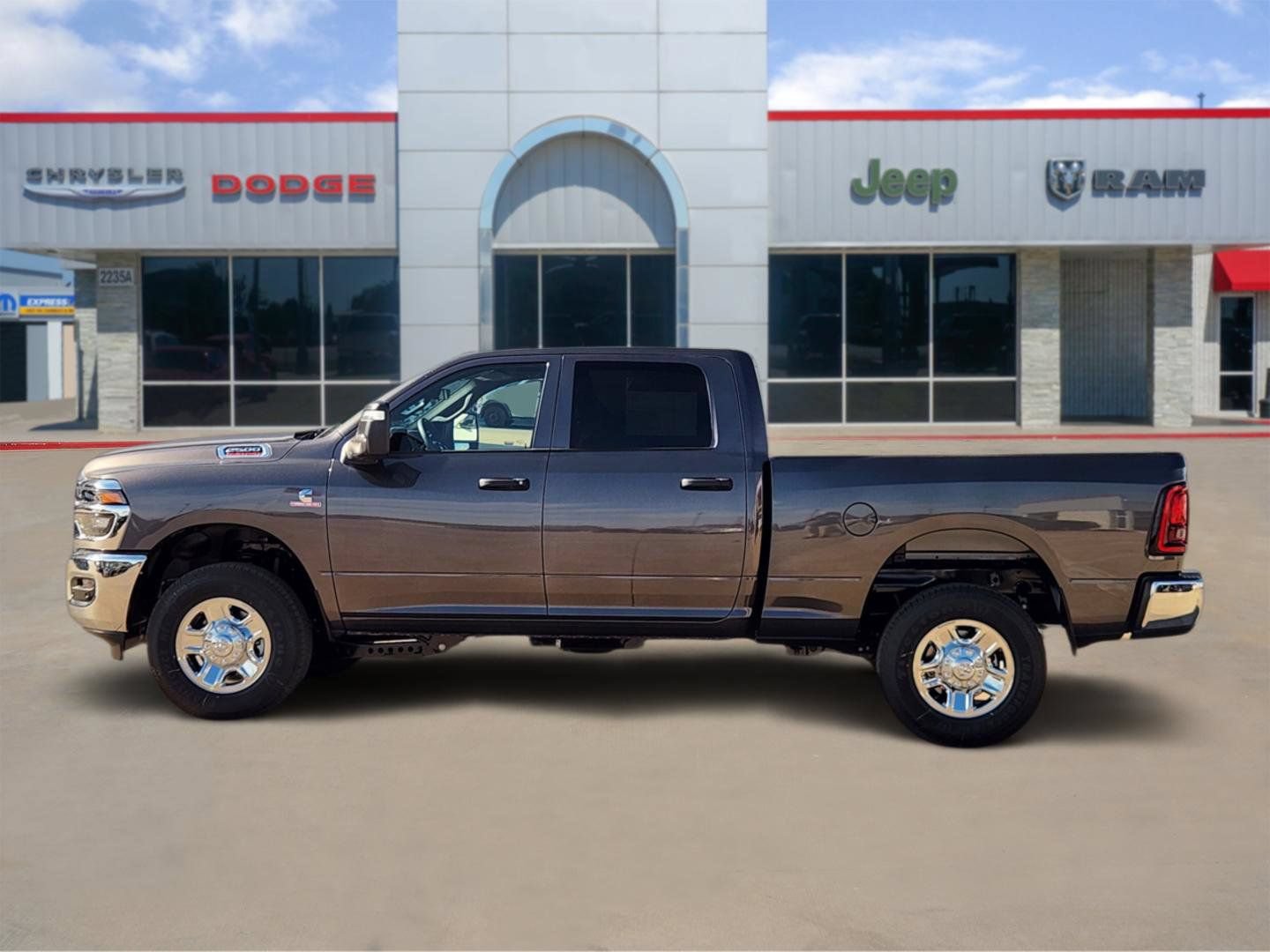 New 2026 RAM 2500 Tradesman w/ Chrome Appearance Group AWD/4WD image 3