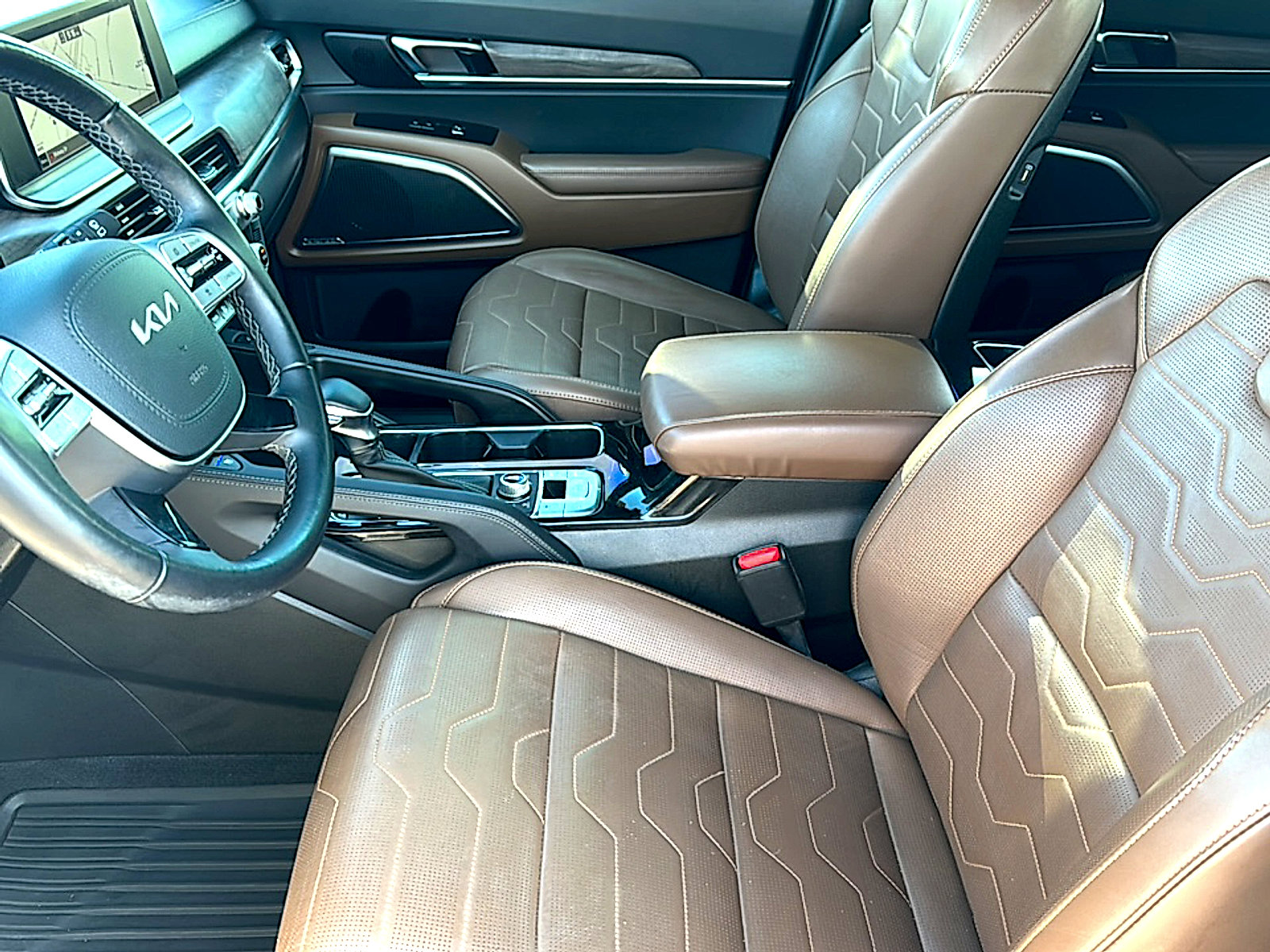 Used 2022 Kia Telluride SX w/ SX Prestige Package image 13