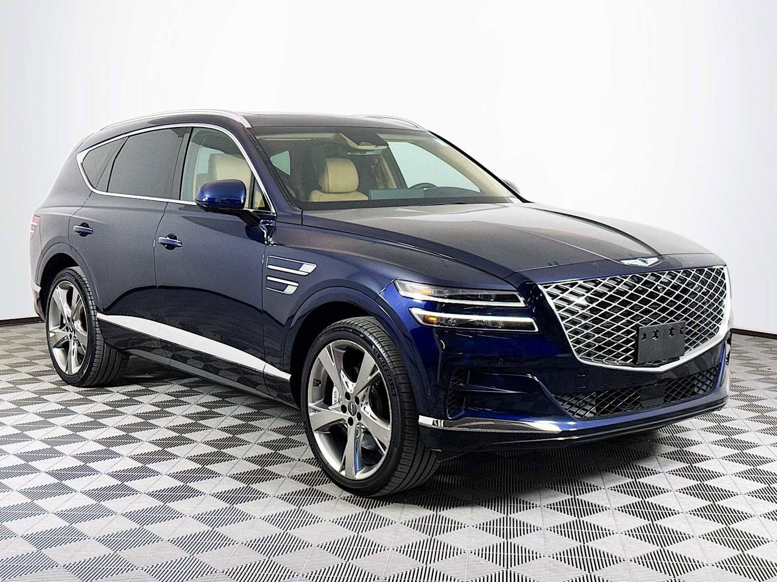 Used 2023 Genesis GV80 2.5T w/ Prestige Package image 3