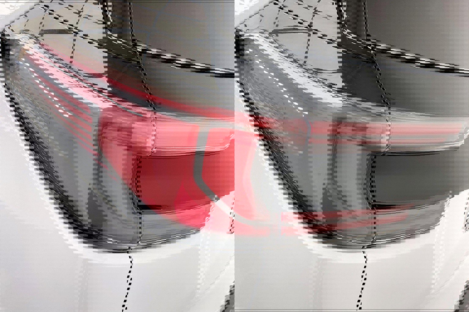 New 2026 GMC Acadia Denali w/ Super Cruise Package image 16