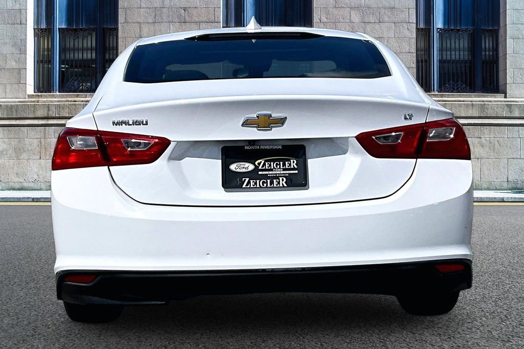 Used 2023 Chevrolet Malibu LT FWD image 4