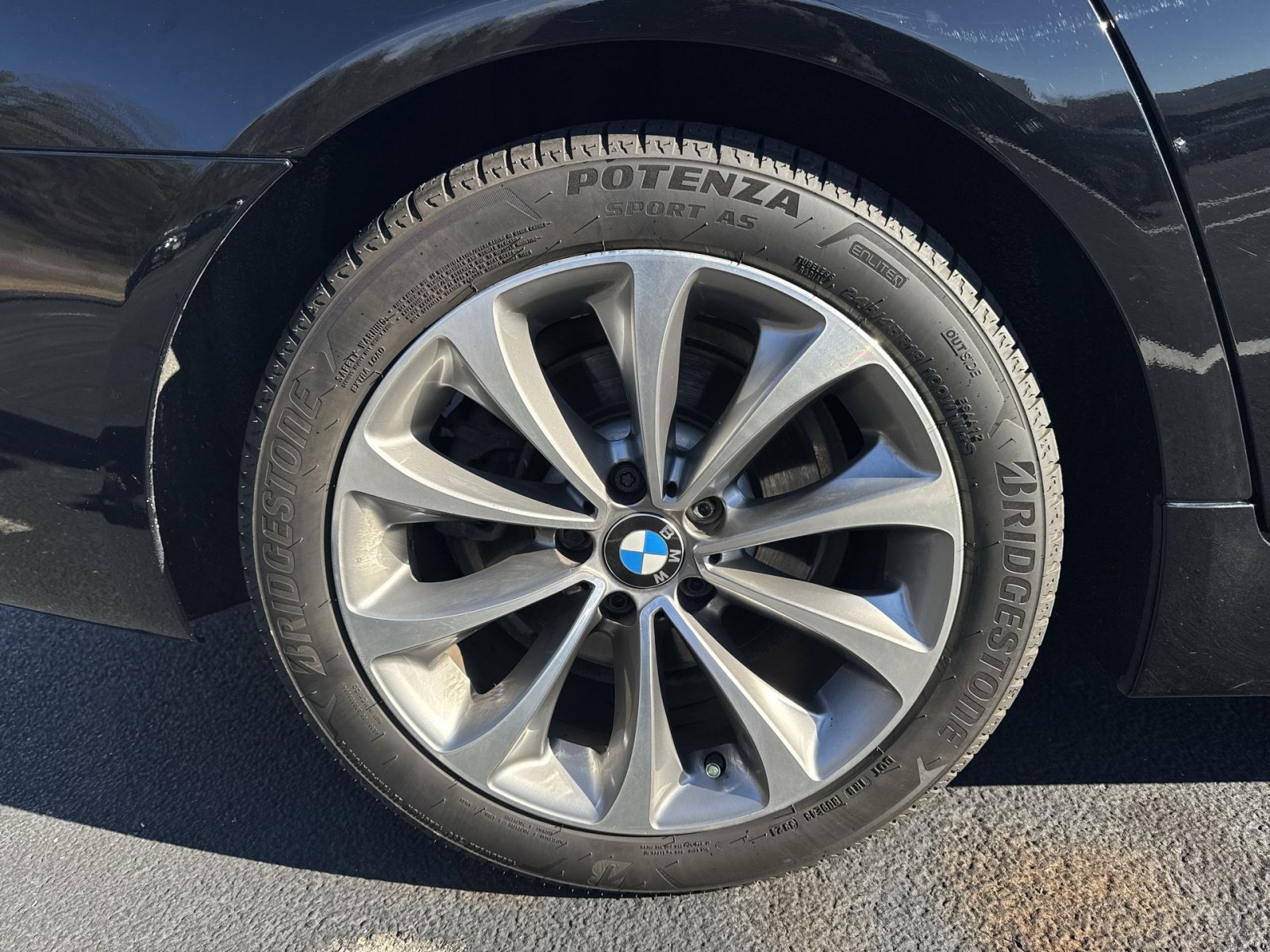 Used 2016 BMW 528i Sedan image 30